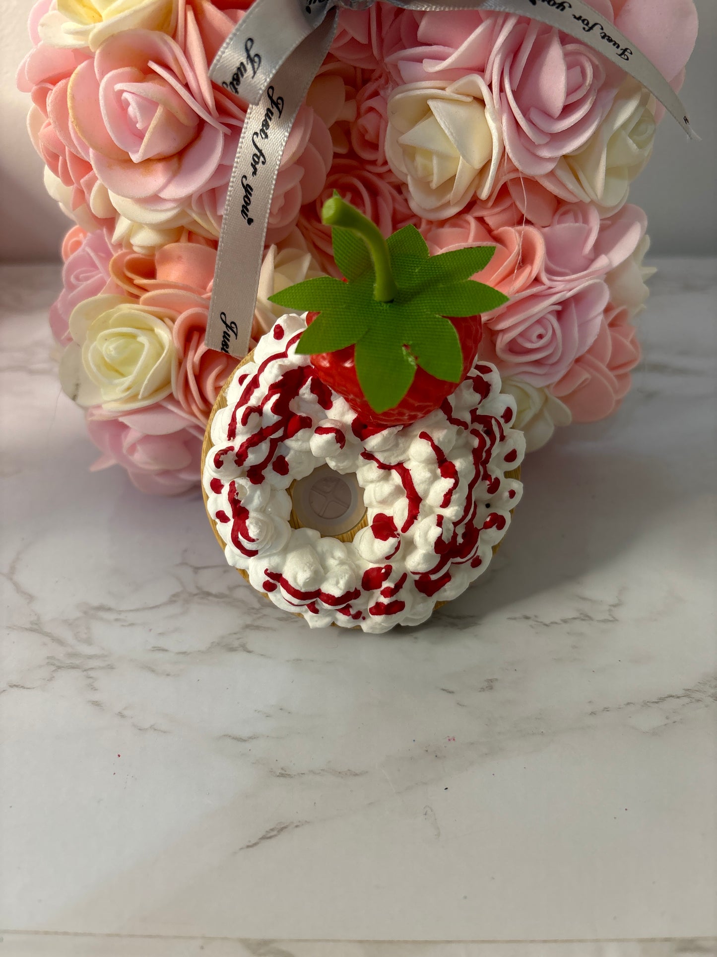 Strawberry shortcake snow globe w/ customized lid