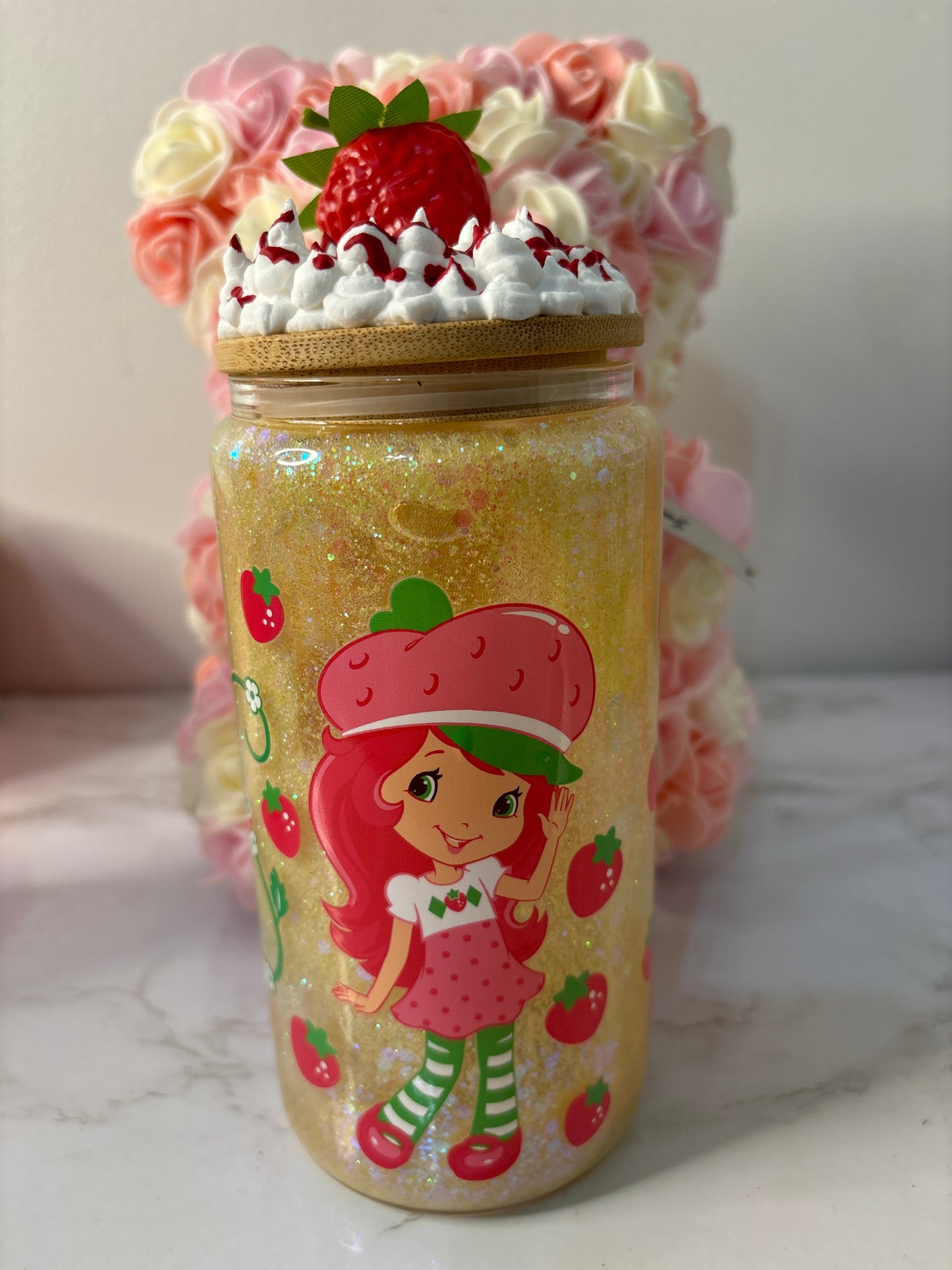 Strawberry shortcake snow globe w/ customized lid